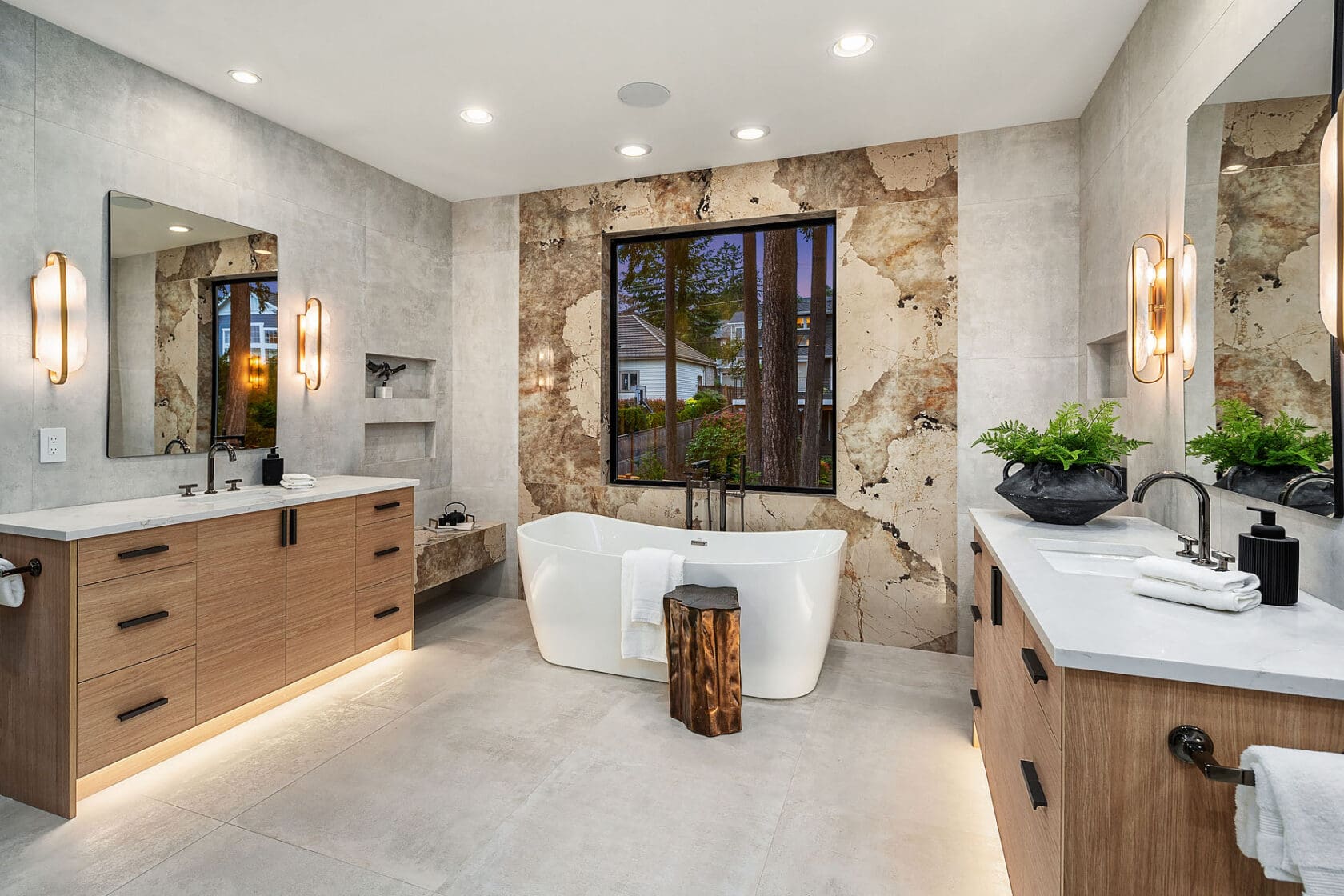 457-37-9538 NE 1st Street-Bellevue-WA-MN Custom Homes-Primary Bath