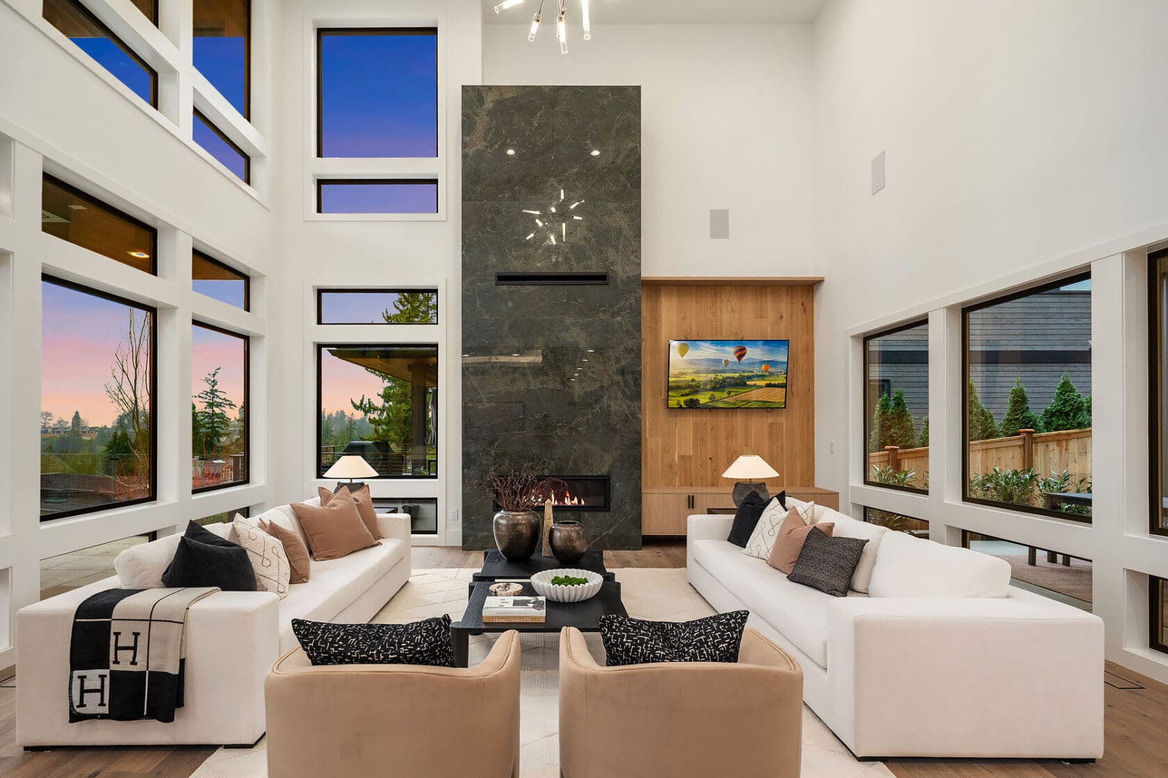 457-21-9538 NE 1st Street-Bellevue-WA-MN Custom Homes-Great Room