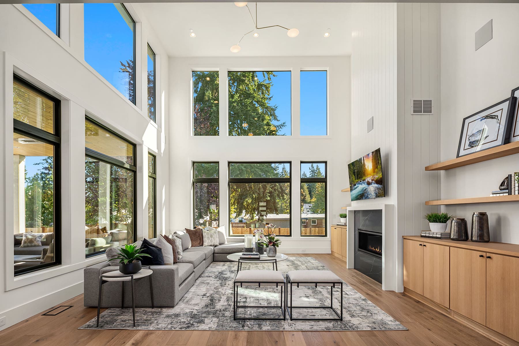 574_3976 154th Ave SE_Bellevue_WA_MN Custom Homes_Great Room (6)