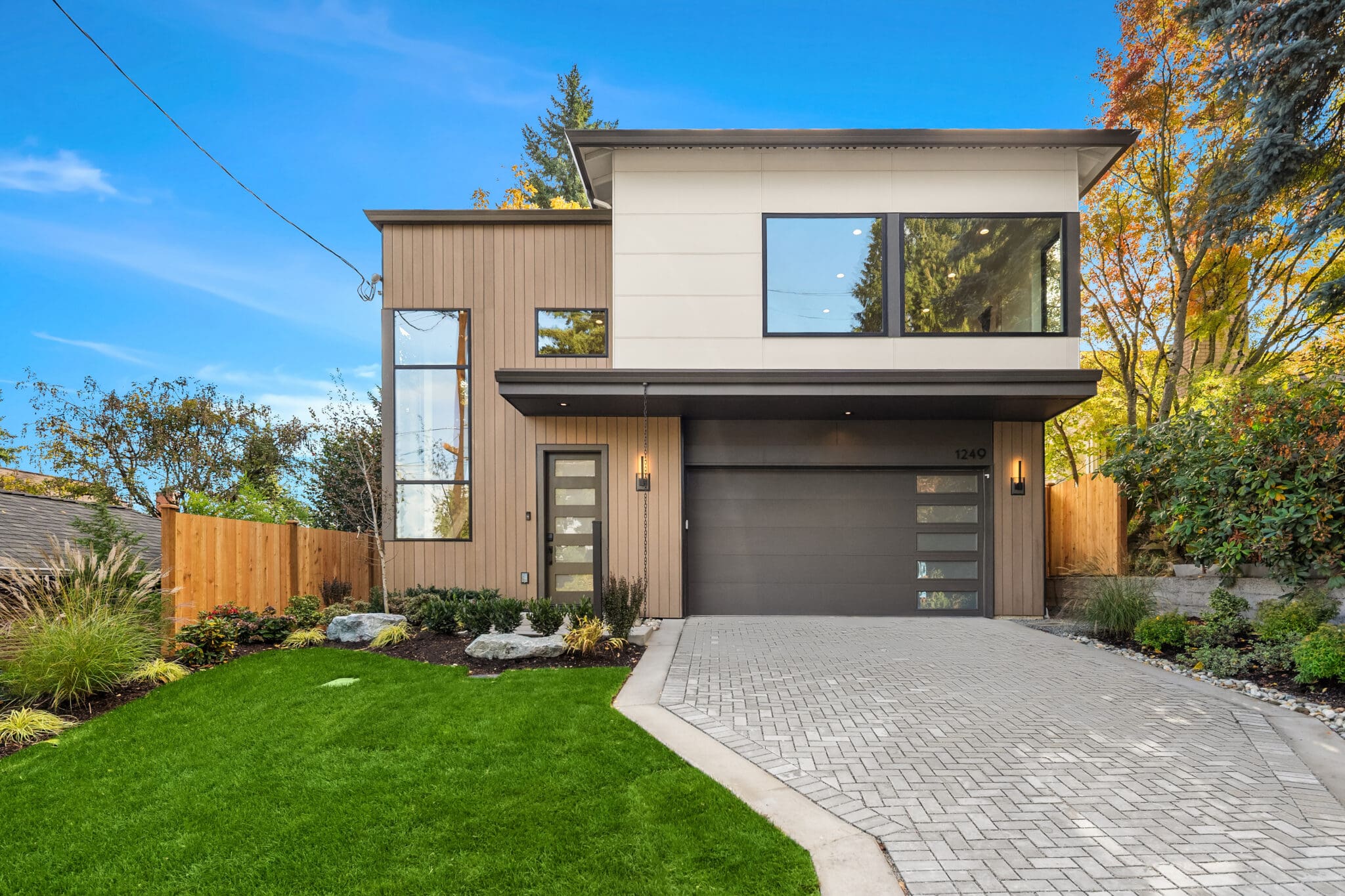 512_1249 NE 94th St_Seattle_WA_MN Custom Homes