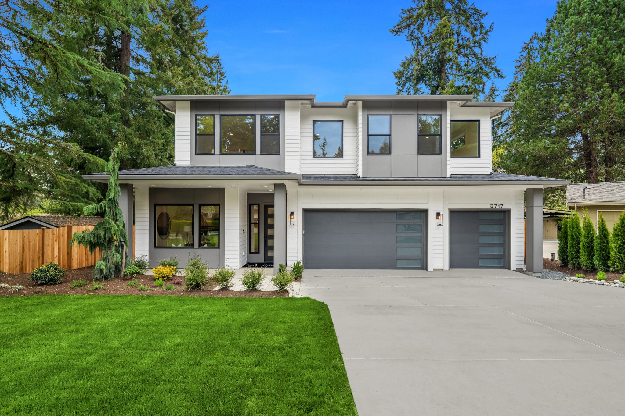 9717 167th Ave NE_Redmond_WA_MN Custom Homes_front