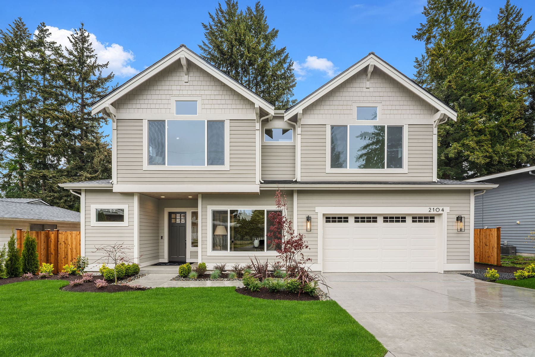 638_2104 166th PL NE_Bellevue_WA_MN Custom Homes_Front